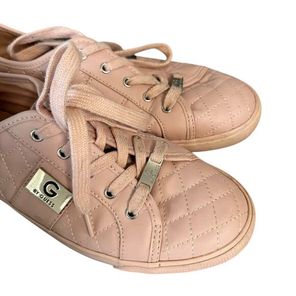 Guess Pink Faux Leather Quilted Sneakers Women's Size 10 Preppy Casual - Picture 2 of 5